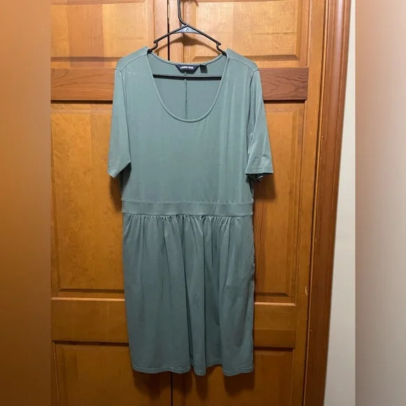 Lands' End Sage Green Midi Dress - Picture 3 of 8